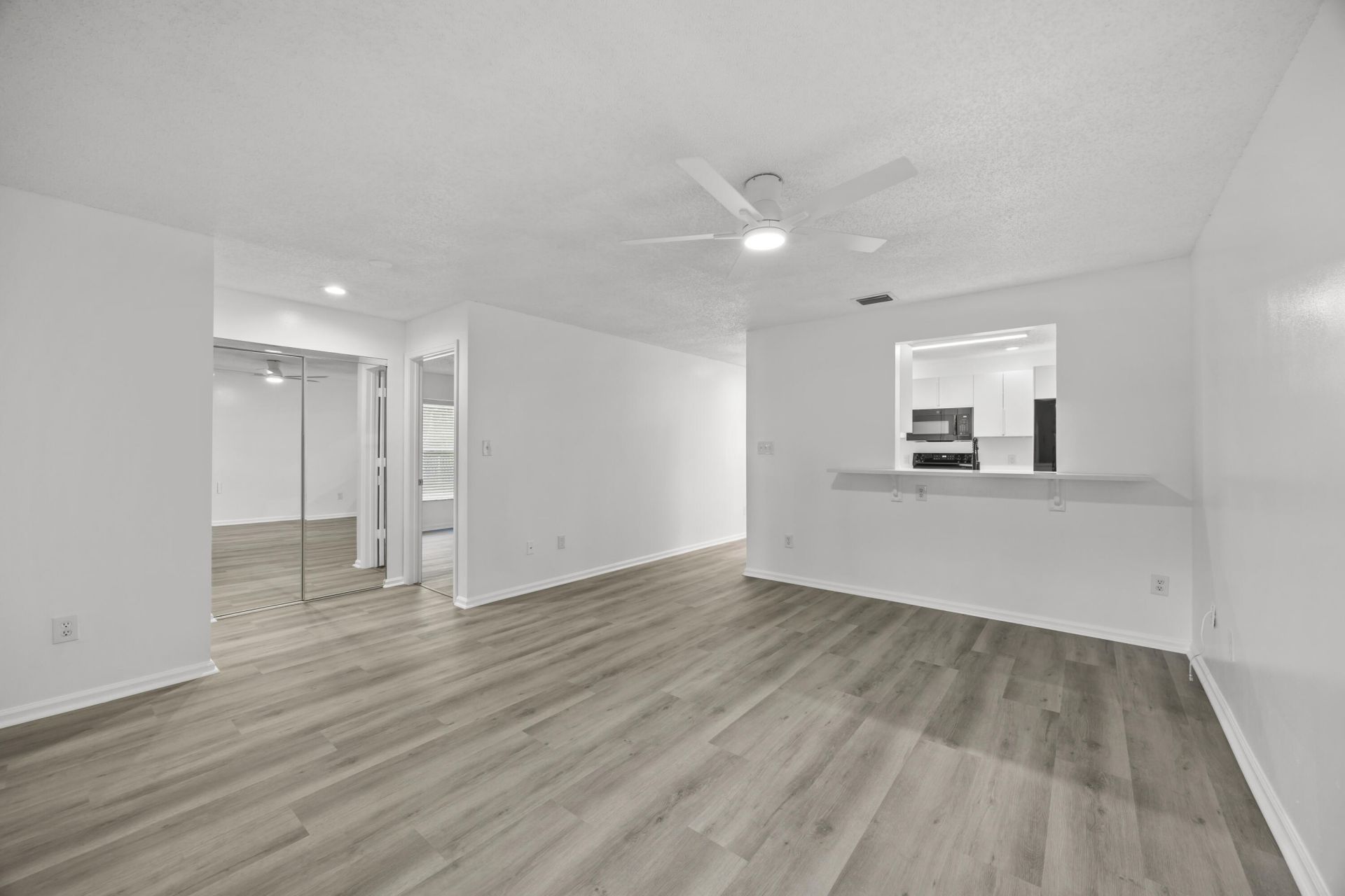 136 Sparrow Drive, Unit B, Royal Palm Beach, FL 33411 Photo