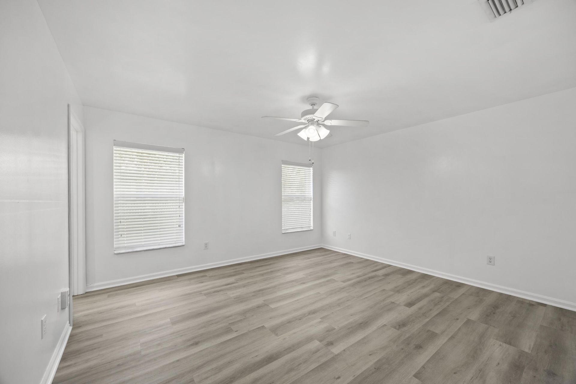 136 Sparrow Drive, Unit B, Royal Palm Beach, FL 33411 Photo