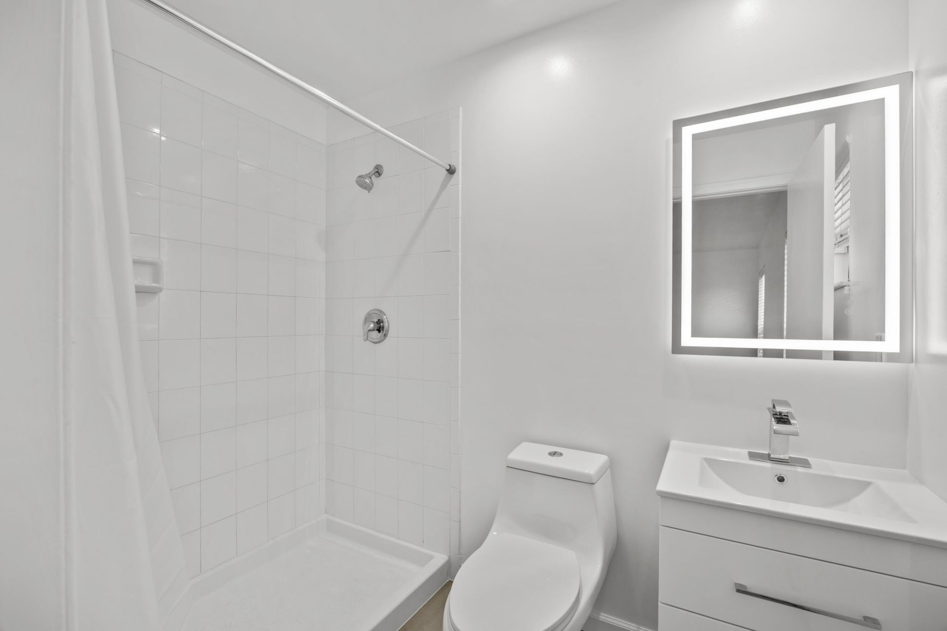 136 Sparrow Drive, Unit B, Royal Palm Beach, FL 33411 Photo