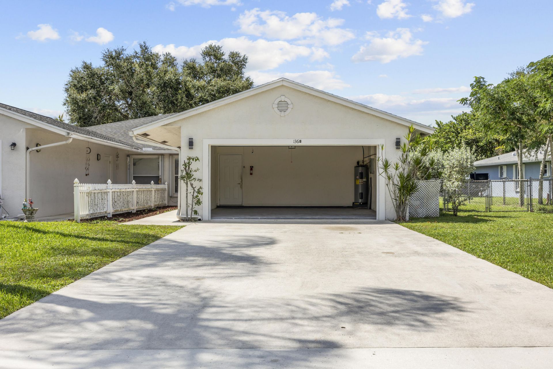 136 Sparrow Drive, Unit B, Royal Palm Beach, FL 33411 Photo