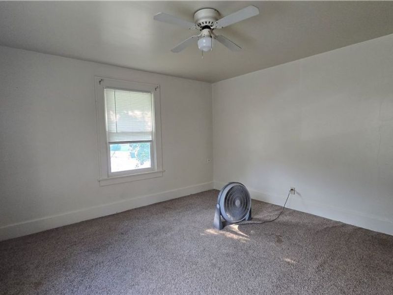 442 Poland Avenue, Struthers, OH 44471 Photo 22