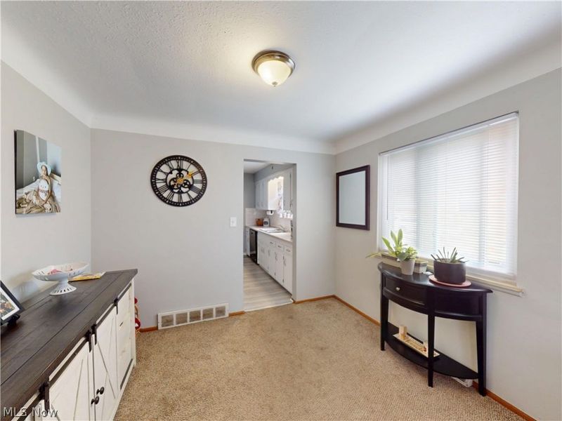 1187 Bonnie Lane, Mayfield Heights, OH 44124 Photo 13