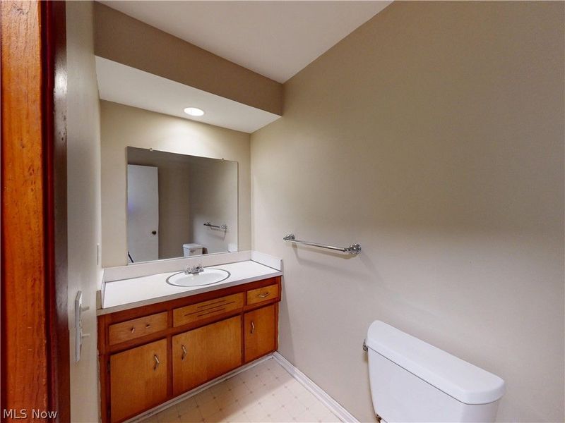 1187 Bonnie Lane, Mayfield Heights, OH 44124 Photo 37