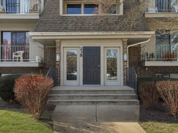 238 E Bailey Road , Unit M, Naperville, IL 60565