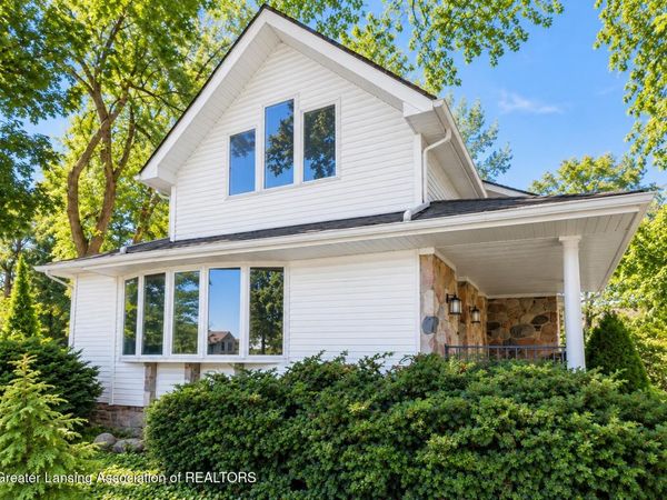 7124 E Clinton Trail, Eaton Rapids, MI 48827