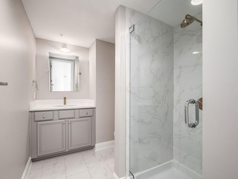 50 W Broad Street, Unit 2501, Columbus, OH 43215 Photo 15