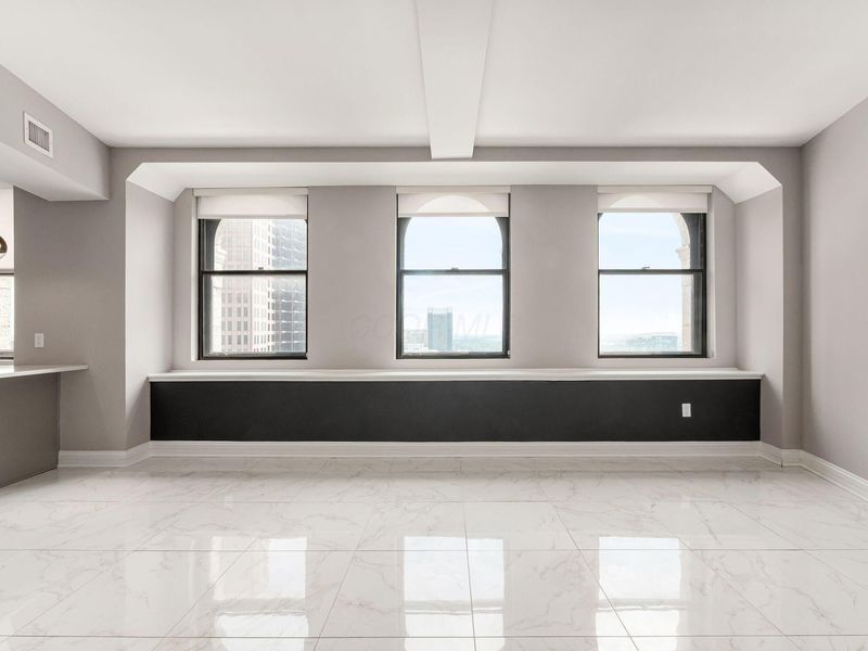 50 W Broad Street, Unit 2501, Columbus, OH 43215 Photo 6