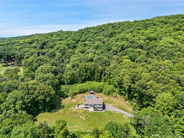 71 Hitchcock Hill Road , Mahopac, NY 10541