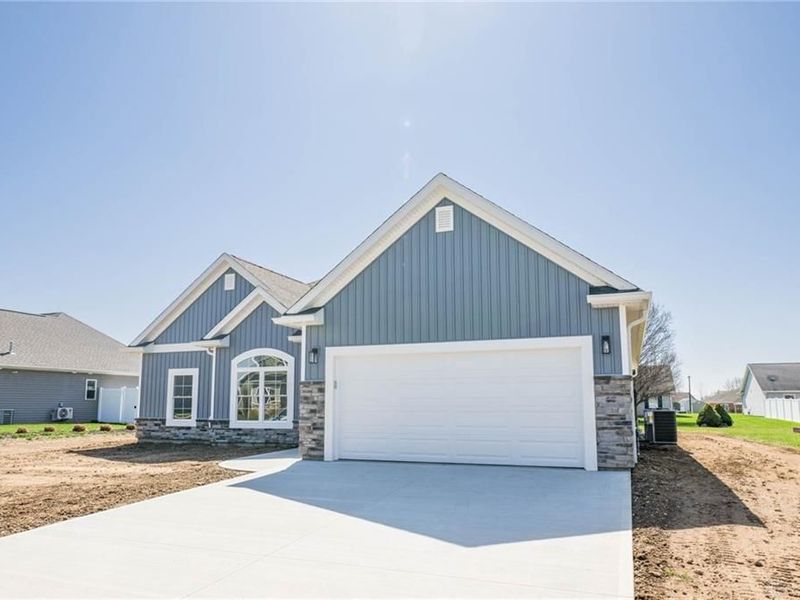 2917 Seminole Way, Piqua, OH 45356 Photo 3