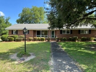 500 E Andrews St. , Hemingway, SC 29554
