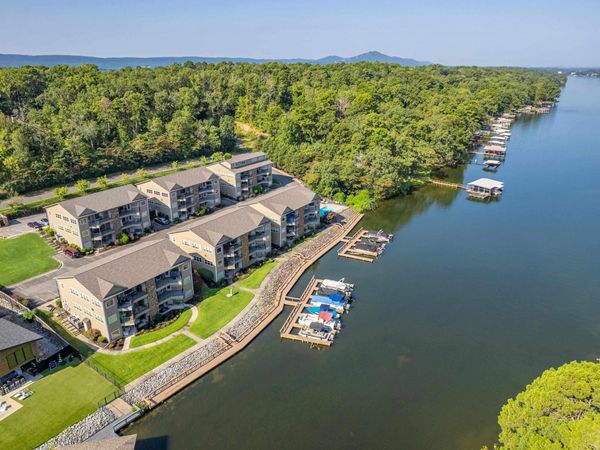 640 ARKRIDGE Road, Unit C-2, Hot Springs, AR 71913
