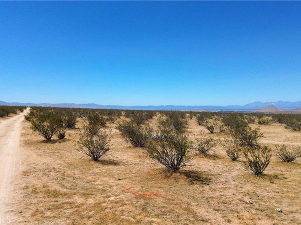 1 Candlewood, Apple Valley, CA 92307