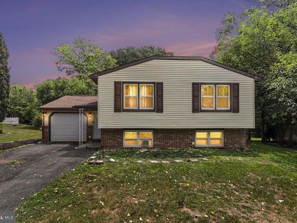 373 OAKLYN ROAD, LEBANON, PA 17042