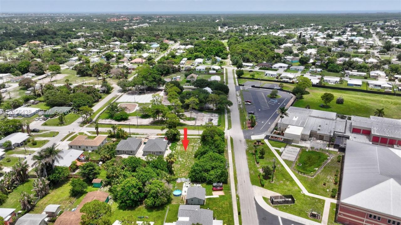 5684 SE 45th Ave , Stuart, FL 34997 Photo