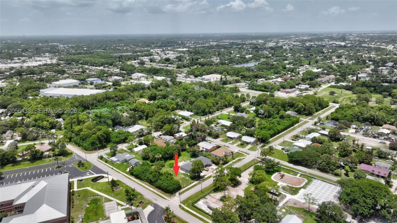 5684 SE 45th Ave , Stuart, FL 34997 Photo