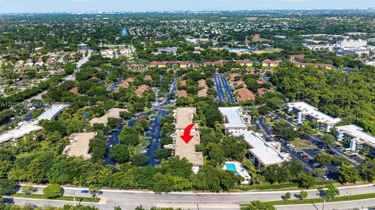 7653 NW 79th Ave, Unit 312, Tamarac, FL 33321 Photo