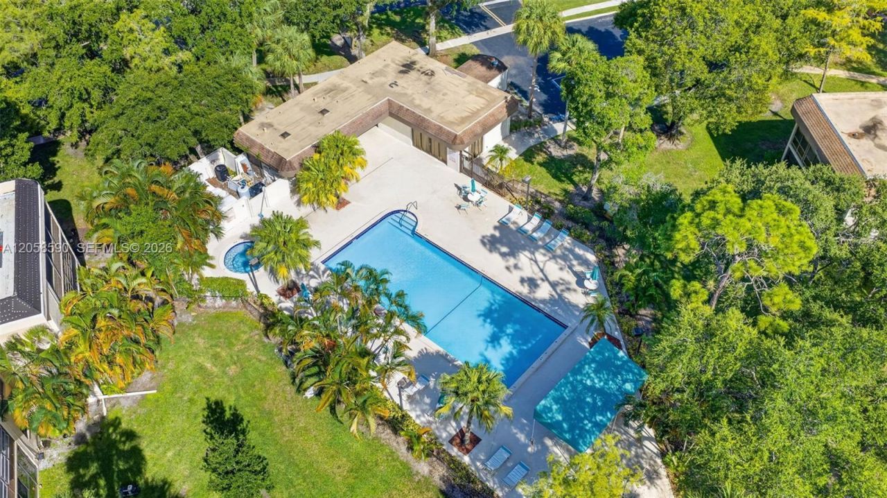 7653 NW 79th Ave, Unit 312, Tamarac, FL 33321 Photo