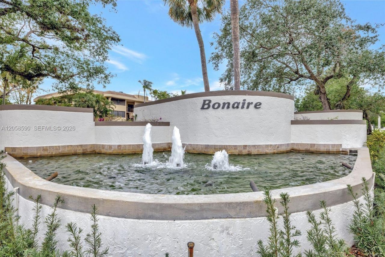 7653 NW 79th Ave, Unit 312, Tamarac, FL 33321 Photo