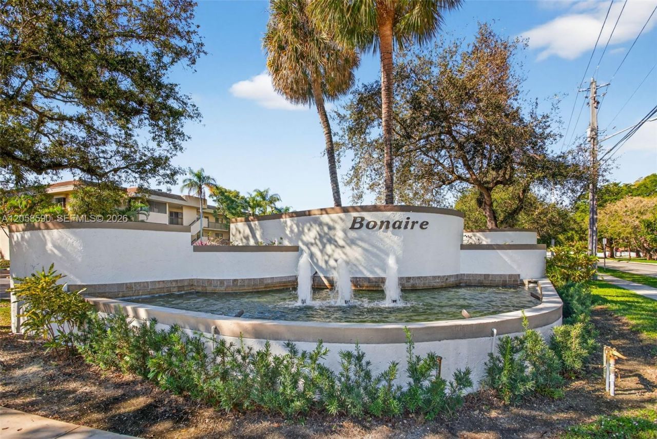 7653 NW 79th Ave, Unit 312, Tamarac, FL 33321 Photo