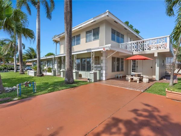 220 SE 12th Ave , Deerfield Beach, FL 33441