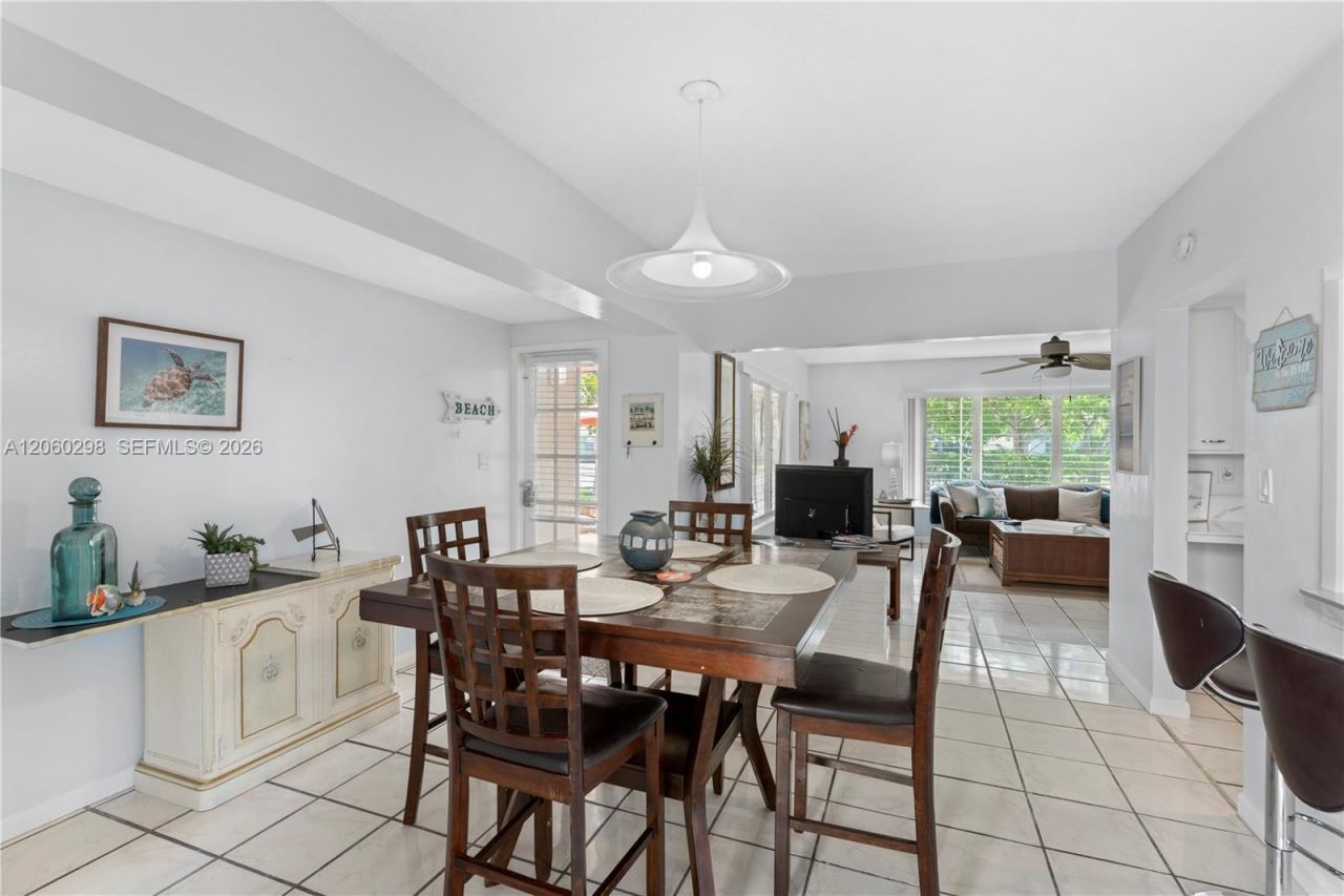 220 SE 12th Ave , Deerfield Beach, FL 33441 Photo