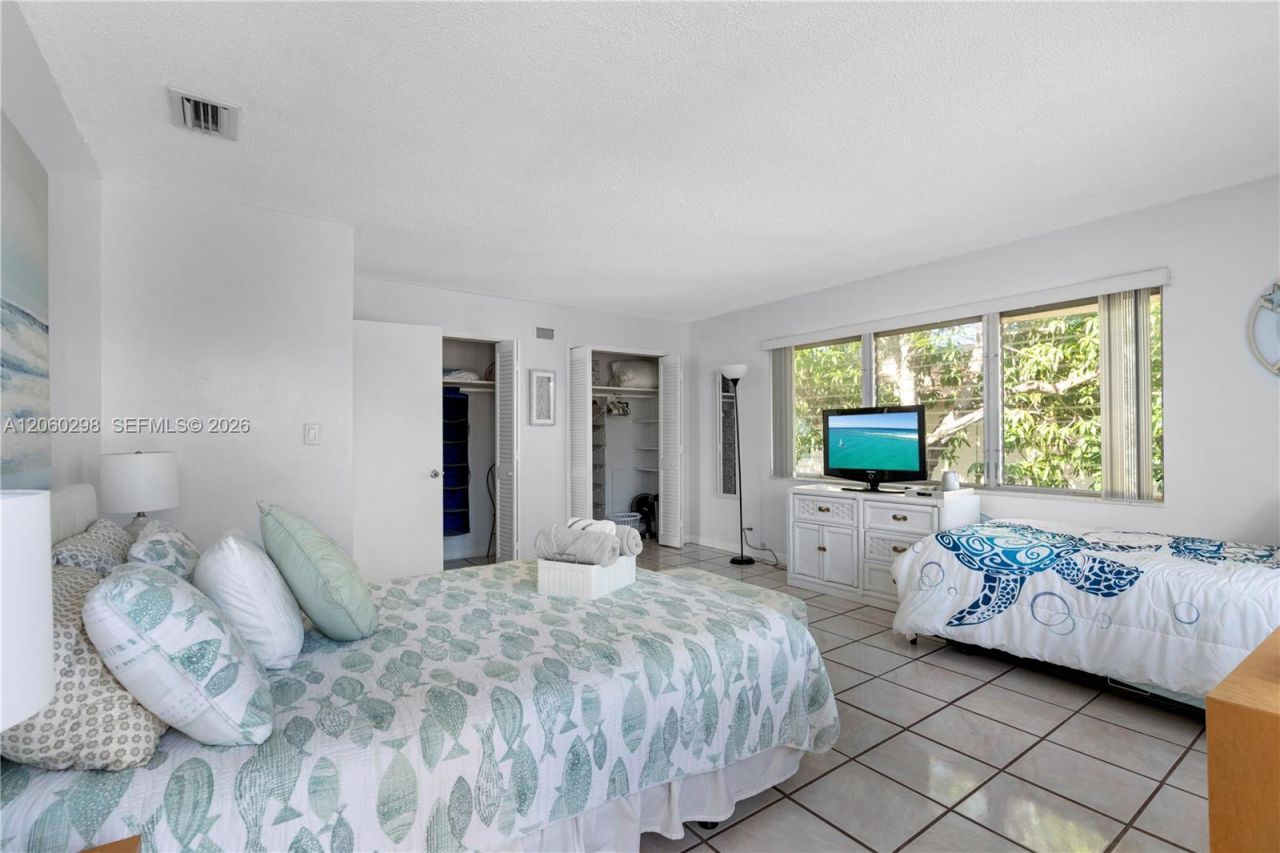 220 SE 12th Ave , Deerfield Beach, FL 33441 Photo