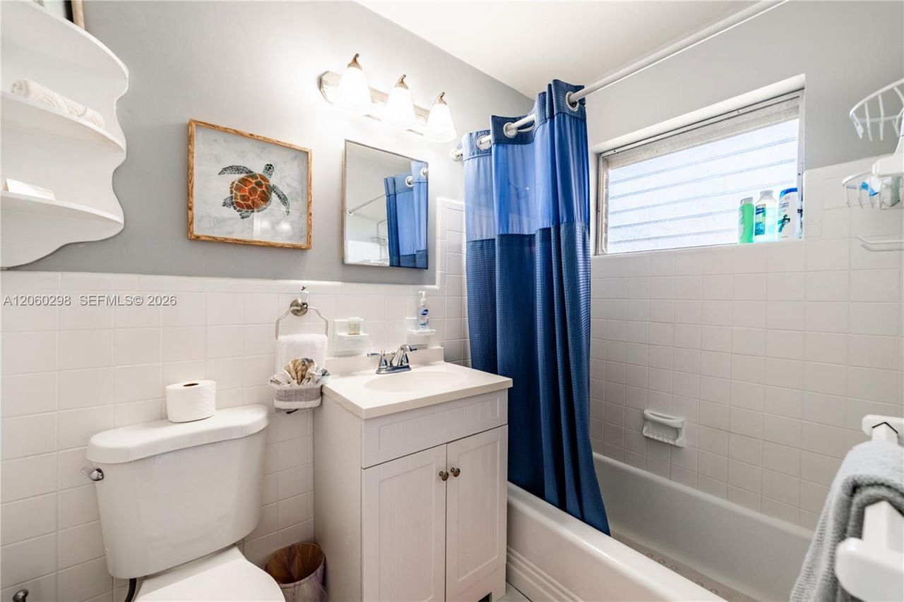 220 SE 12th Ave , Deerfield Beach, FL 33441 Photo