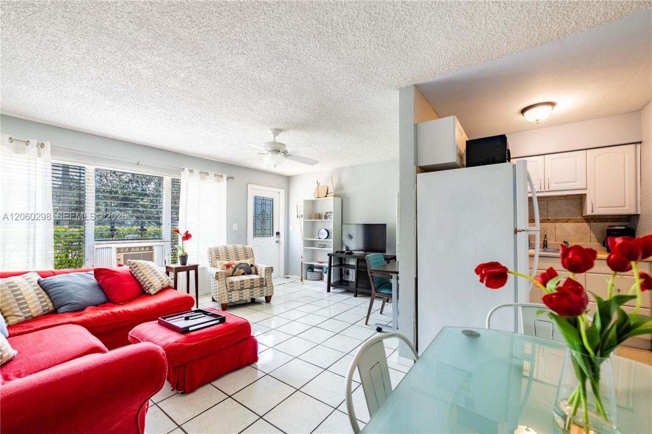 220 SE 12th Ave , Deerfield Beach, FL 33441 Photo