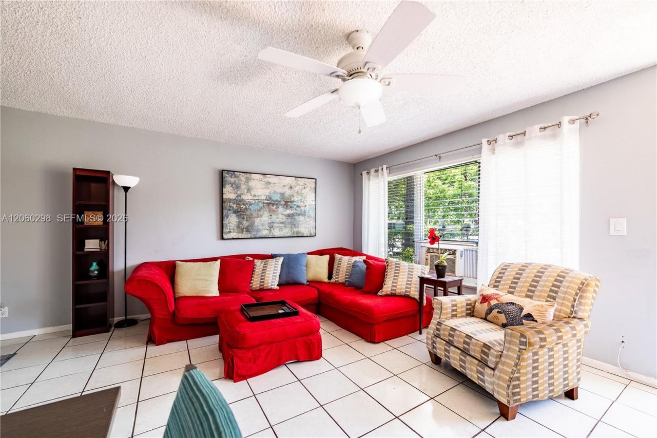 220 SE 12th Ave , Deerfield Beach, FL 33441 Photo