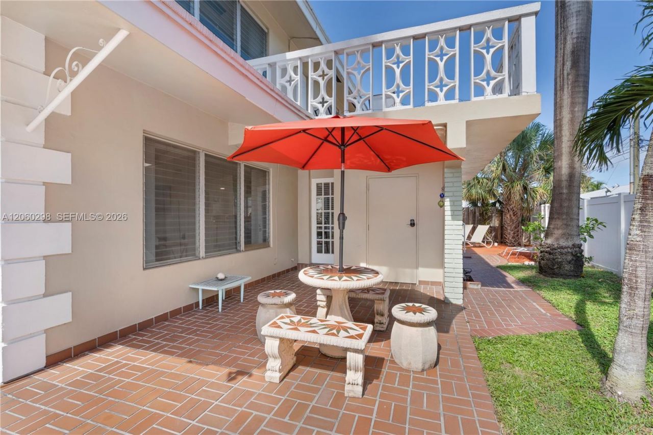 220 SE 12th Ave , Deerfield Beach, FL 33441 Photo