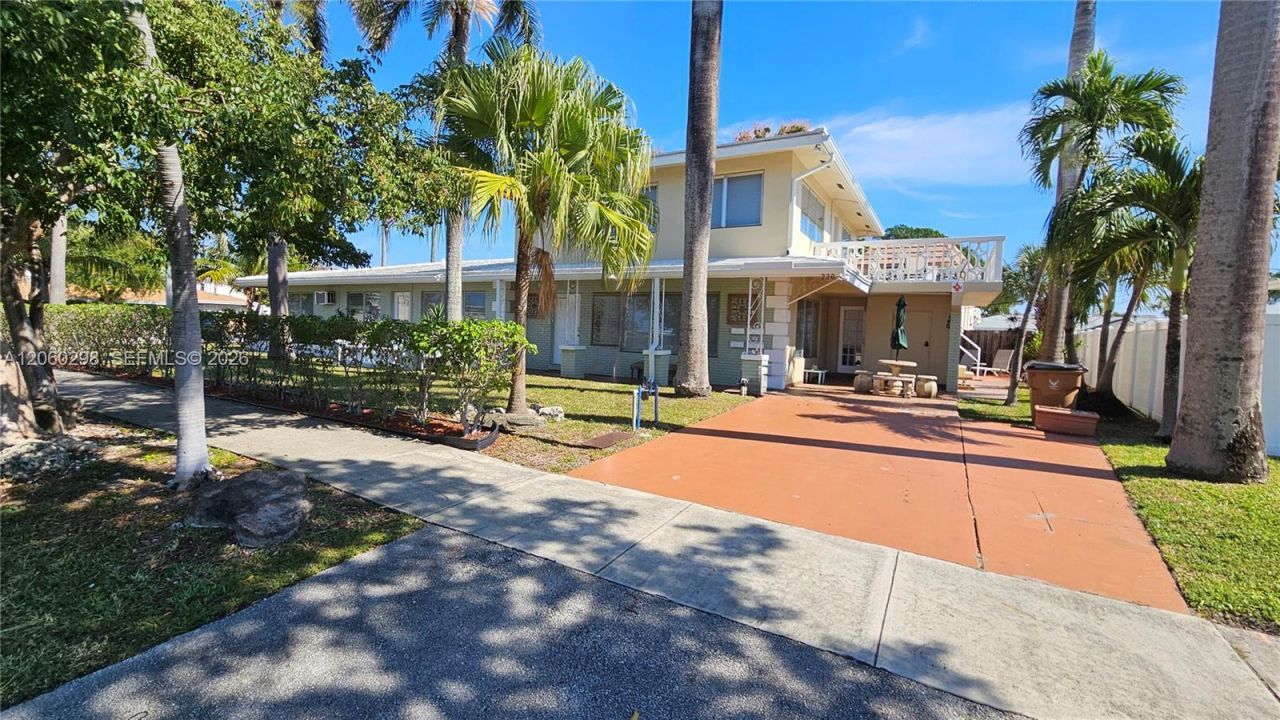 220 SE 12th Ave , Deerfield Beach, FL 33441 Photo