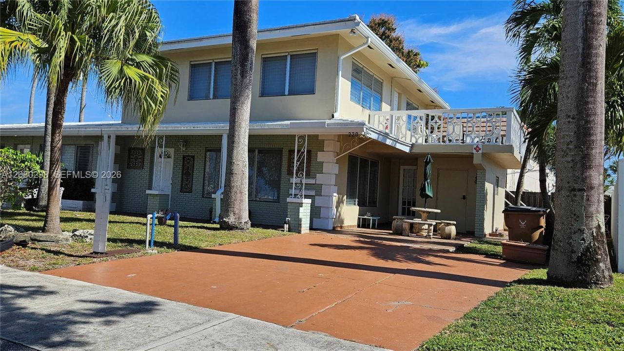 220 SE 12th Ave , Deerfield Beach, FL 33441 Photo
