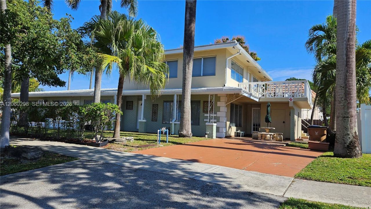 220 SE 12th Ave , Deerfield Beach, FL 33441 Photo
