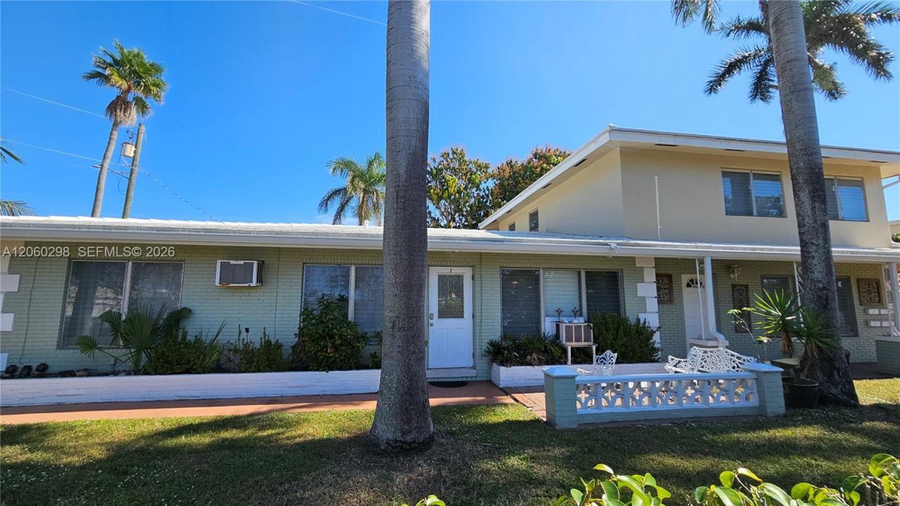 220 SE 12th Ave , Deerfield Beach, FL 33441 Photo