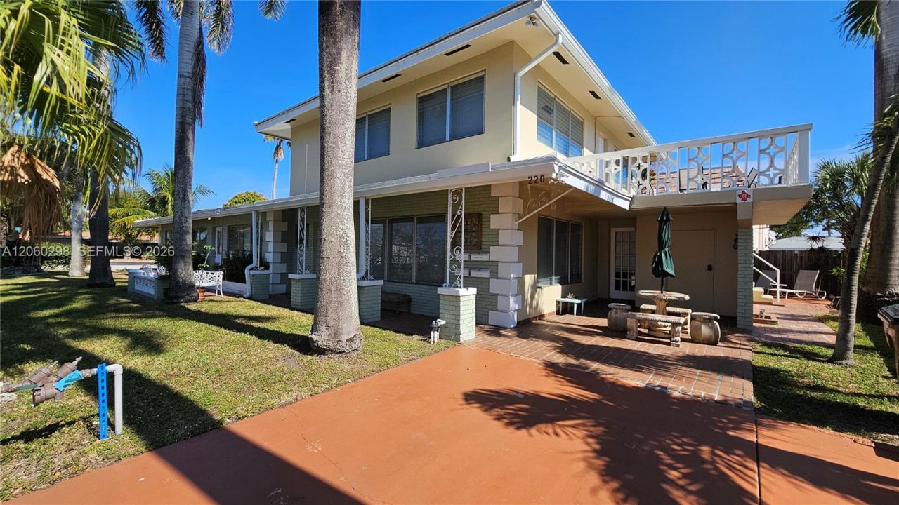 220 SE 12th Ave , Deerfield Beach, FL 33441 Photo