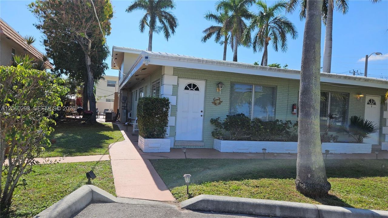 220 SE 12th Ave , Deerfield Beach, FL 33441 Photo