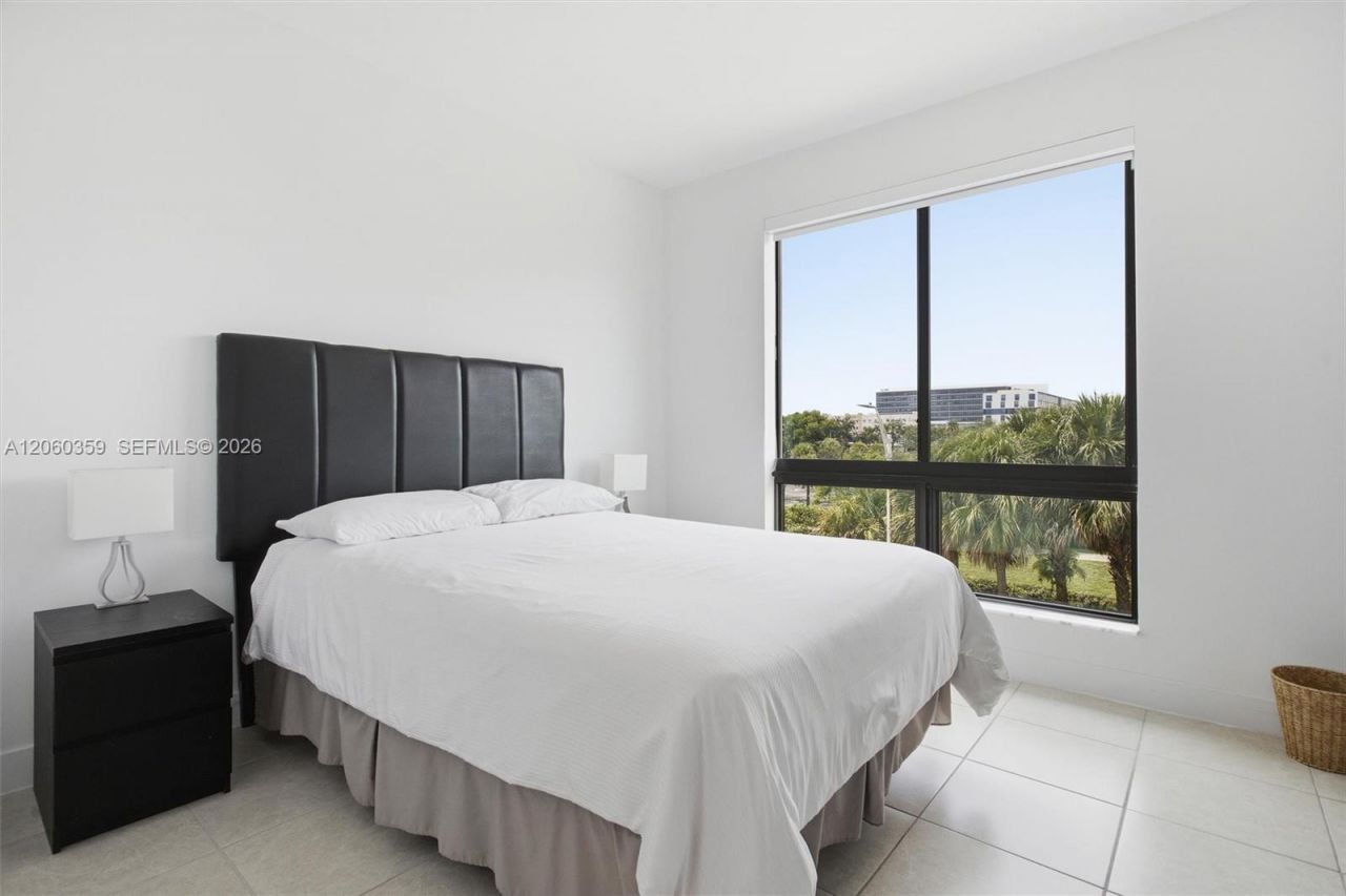 8363 NW 41st St, Unit A-306, Doral, FL 33166 Photo