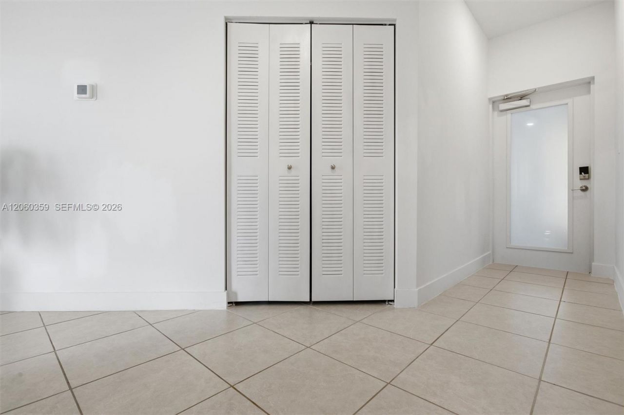 8363 NW 41st St, Unit A-306, Doral, FL 33166 Photo