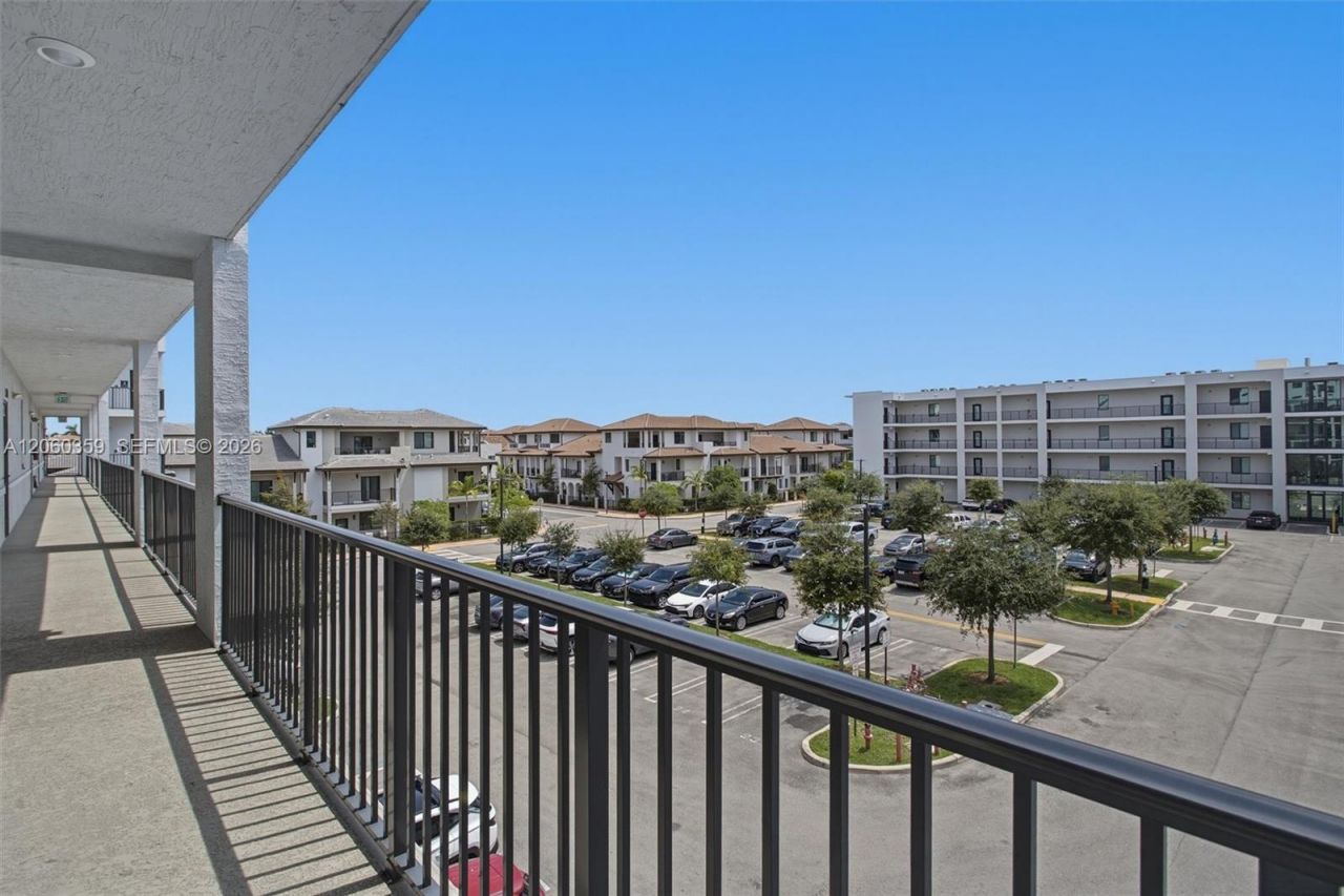 8363 NW 41st St, Unit A-306, Doral, FL 33166 Photo