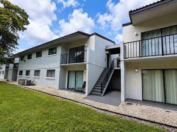 7095 NW 179th St , Unit 209, Hialeah, FL 33015