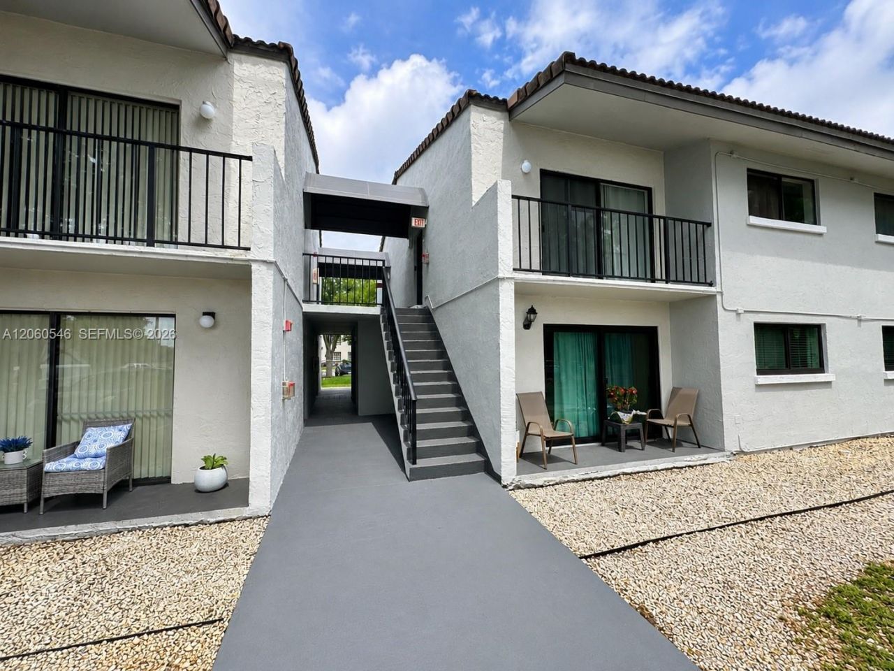 7095 NW 179th St, Unit 209, Hialeah, FL 33015 Photo