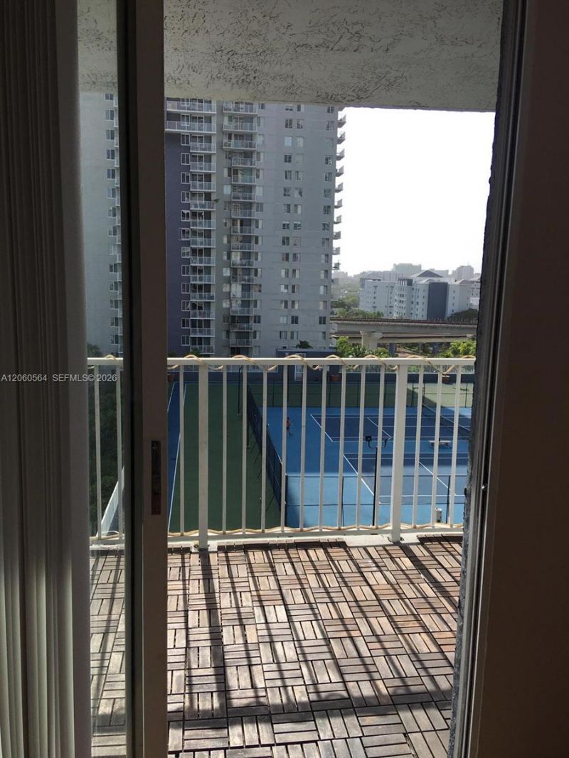 800 N Miami Ave, Unit E-1001, Miami, FL 33136 Photo