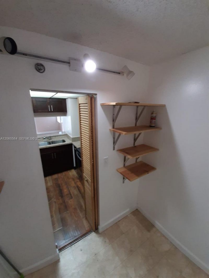 800 N Miami Ave, Unit E-1001, Miami, FL 33136 Photo