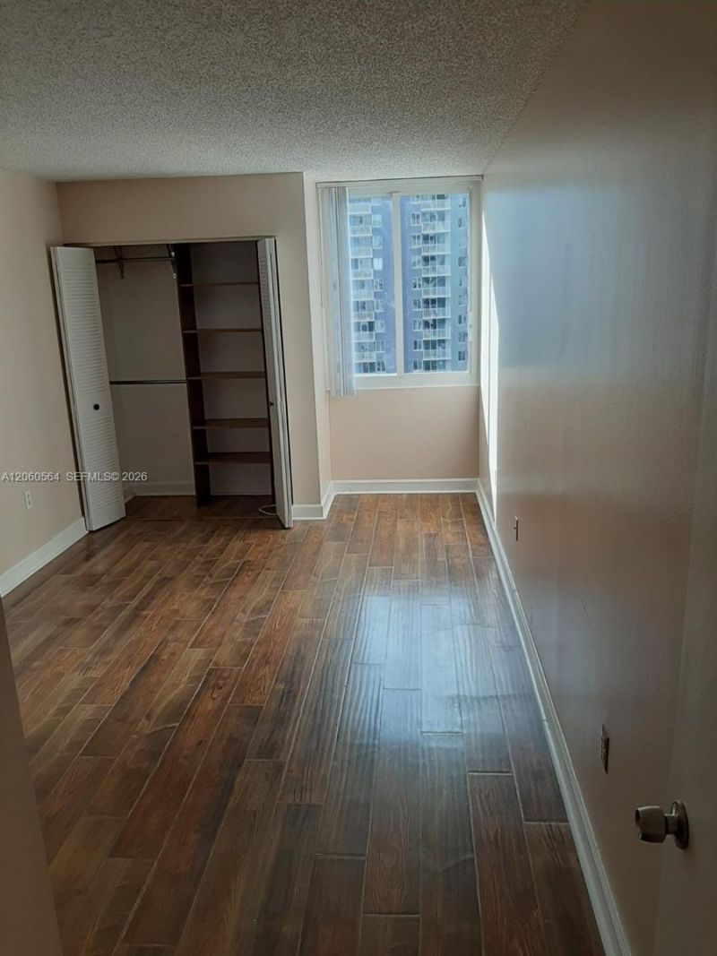 800 N Miami Ave, Unit E-1001, Miami, FL 33136 Photo
