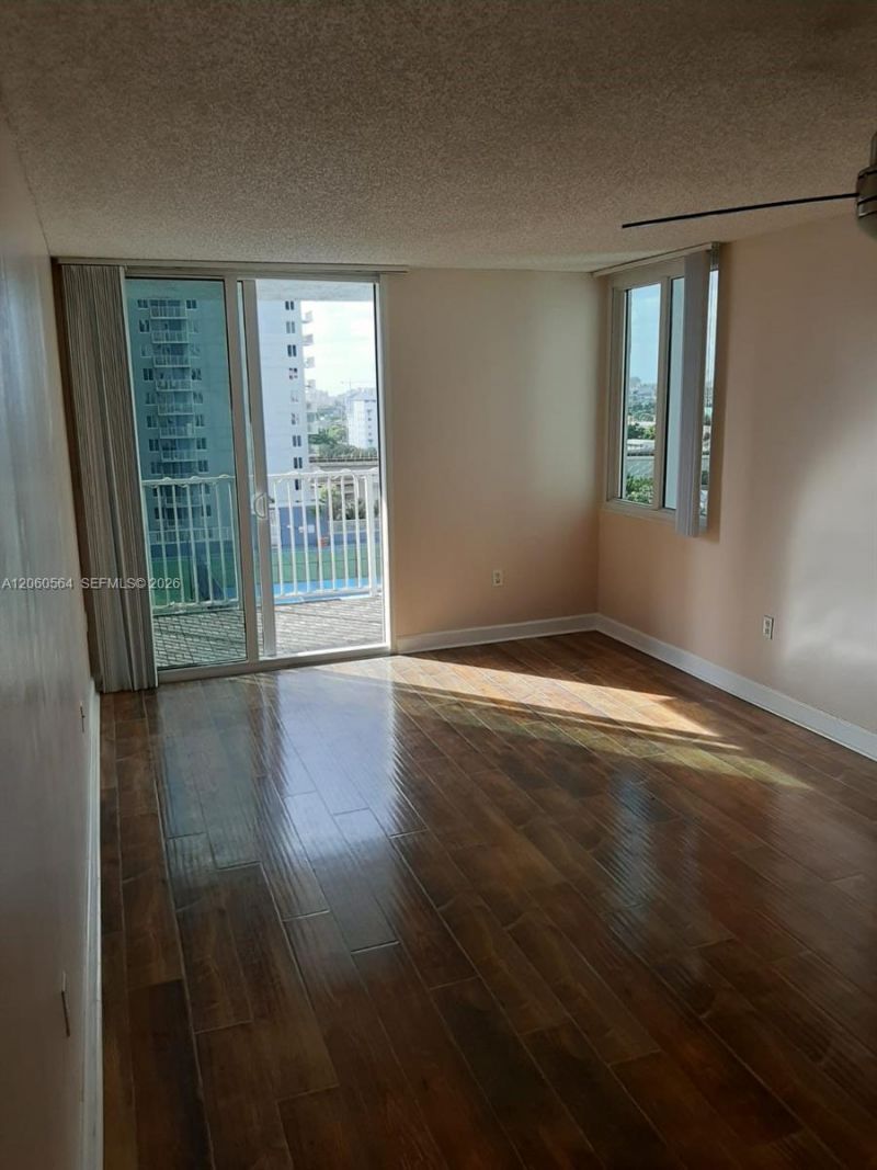 800 N Miami Ave, Unit E-1001, Miami, FL 33136 Photo