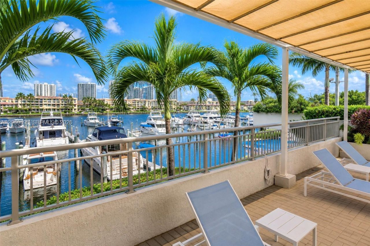 18071 Biscayne Blvd, Unit 302, Aventura, FL 33160 Photo