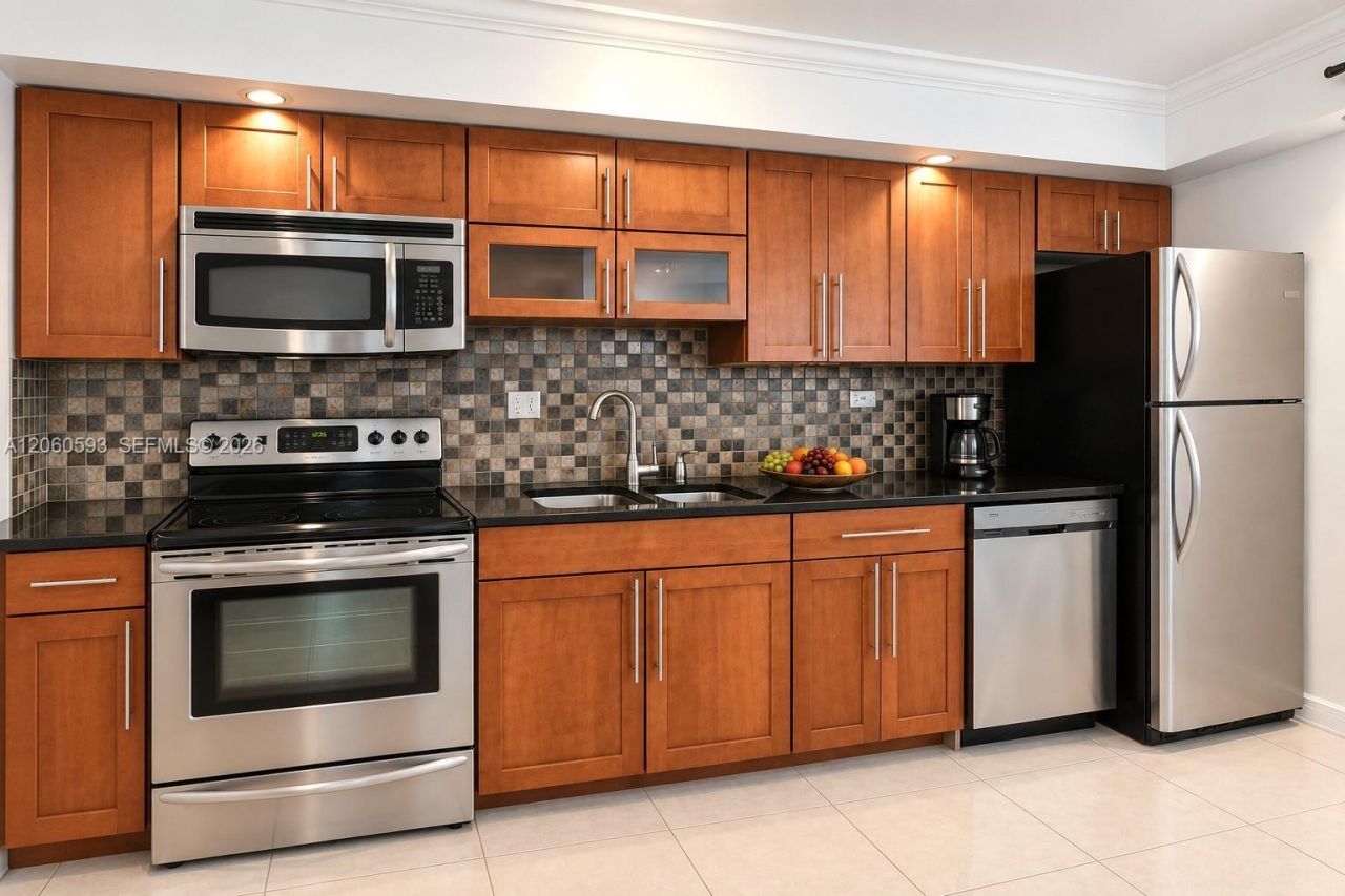 18071 Biscayne Blvd, Unit 302, Aventura, FL 33160 Photo