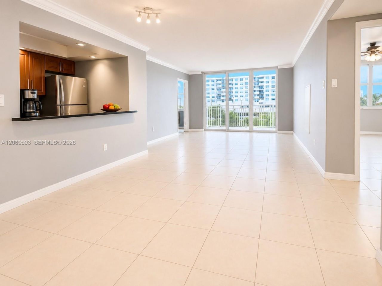 18071 Biscayne Blvd, Unit 302, Aventura, FL 33160 Photo