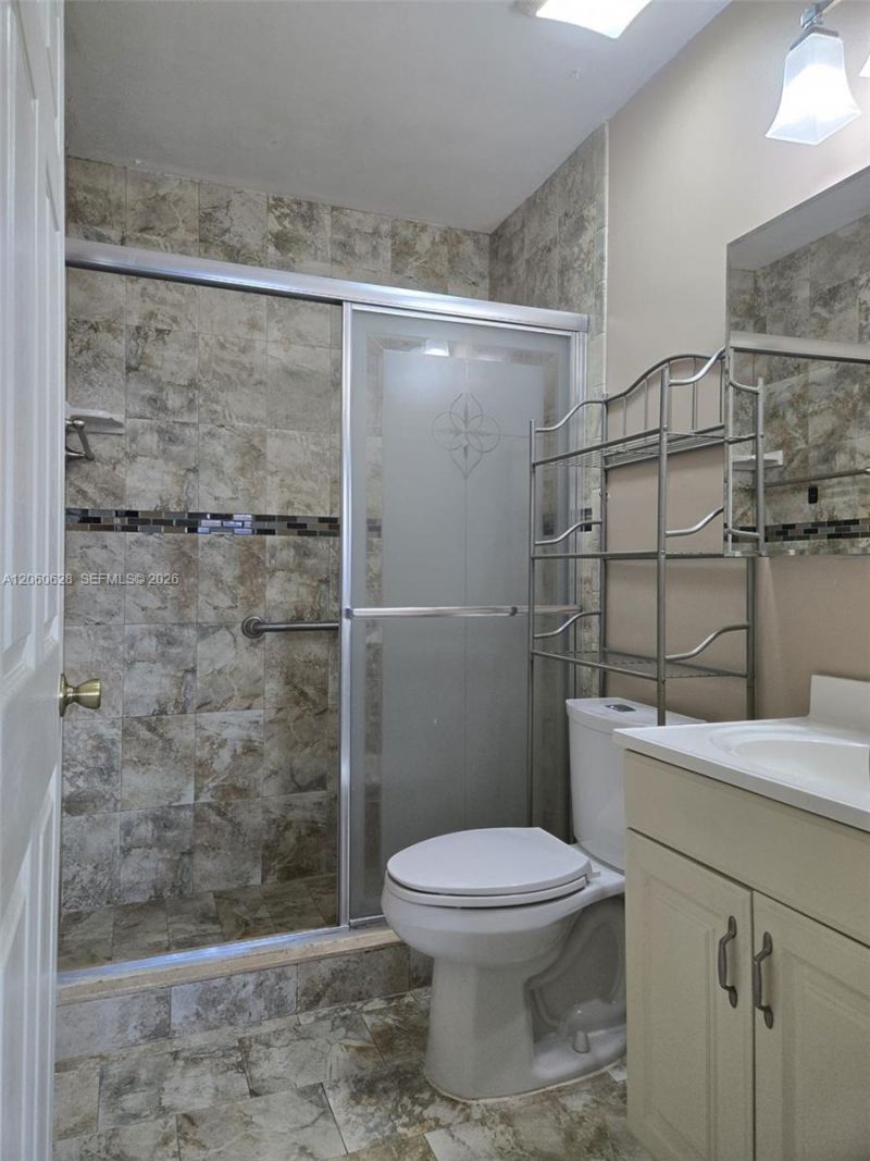 8810 NW 114th Ter, Hialeah Gardens, FL 33018 Photo