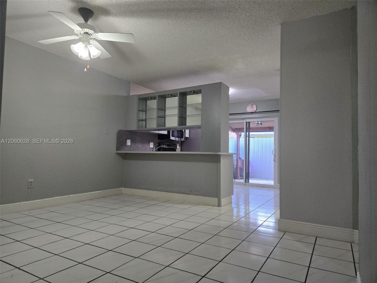 8810 NW 114th Ter, Hialeah Gardens, FL 33018 Photo